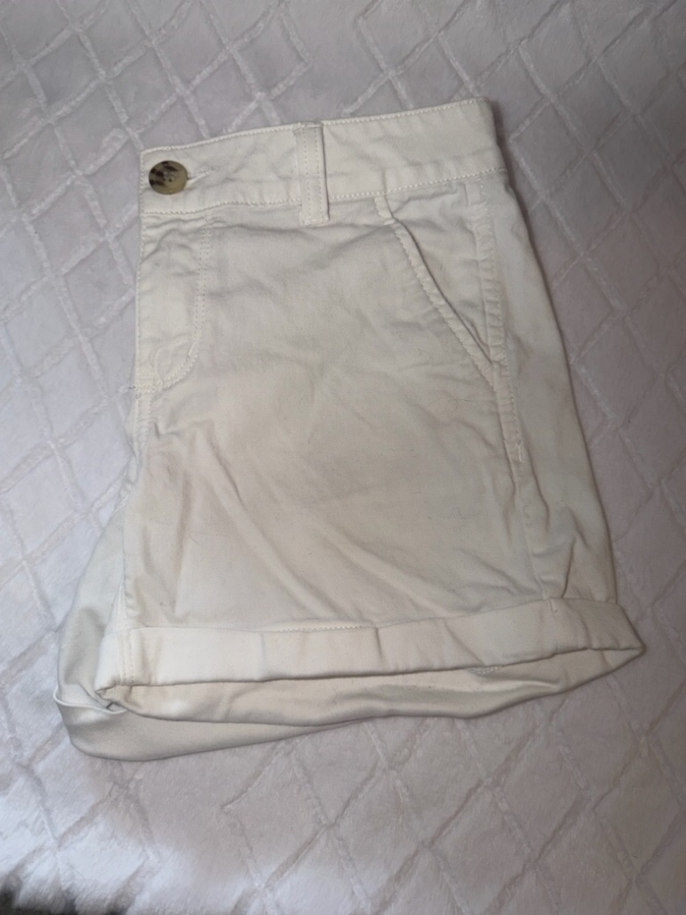 SO Cream Roll-Cuff Women's Shorts